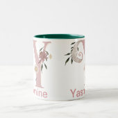 天体フローラ名前をカスタムする文字Yモノグラムオン ツートーンマグカップ (中央)