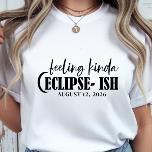 天体現象に包まれる日食フィーリング Tシャツ