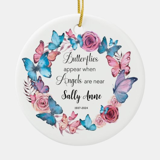 天使がパーソナライズされたいる時に蝶が現れる セラミックオーナメント (正面)