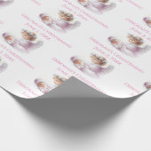 天使がベビーガールの洗礼を見守る ラッピングペーパー (角)