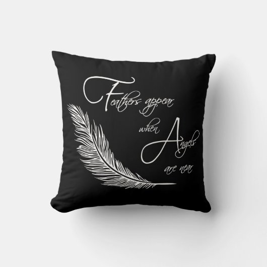 天使が近くにいると羽が現れる装飾用クッション クッション (正面)