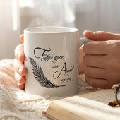 天使が近くにいると羽が現れる コーヒーマグカップ