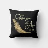 天使が近づくと羽が現れる装飾用クッション クッション (正面)