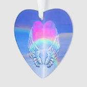 天使によってはハートのまわりで包まれたが飛びます オーナメント (正面)