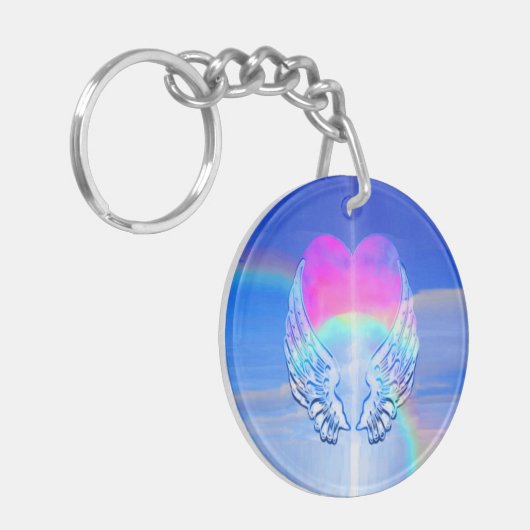 天使によっては虹のハートのまわりで包まれたが飛びます キーホルダー (正面左)