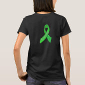 天使の羽を持つ疲れたライム病の戦士のセル Tシャツ (裏面)