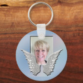 天使の翼で記念撮影 キーホルダー (正面)
