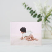 天使の翼の赤ん坊の女の子、笑い、リアビュー ポストカード (スタンド正面)