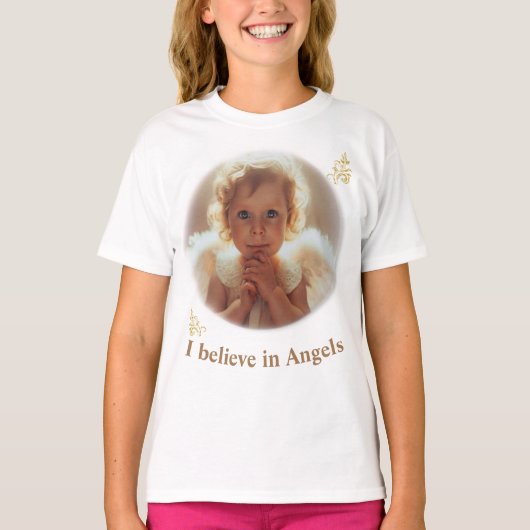 天使の赤ちゃん Tシャツ (正面)