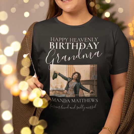 天国での誕生日おばあちゃん｜写真追悼Tシャツ Tシャツ