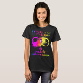天国誇りを持ったの素晴らしい兄の妹 Tシャツ (正面フル)