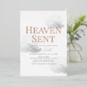 天国送信グレイ雲ジェンダー中立ベビーシャワー 箔招待状 (立ち正面)