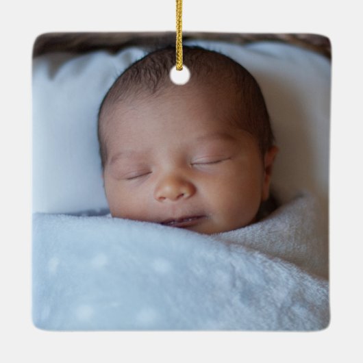 天国送信済み誕生統計ベビーの第1クリスマス セラミックオーナメント (裏面)