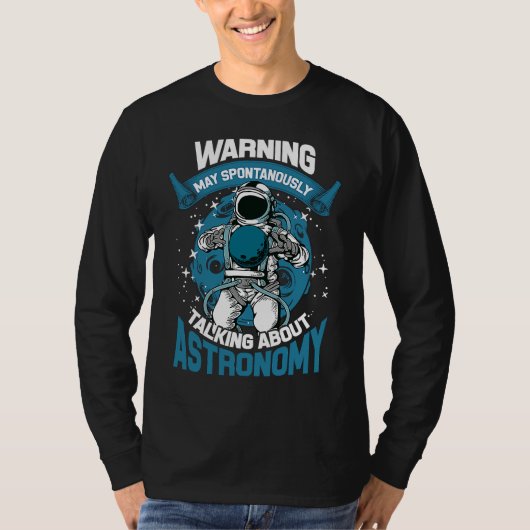 天文学サターン地球星雲 Tシャツ (正面)