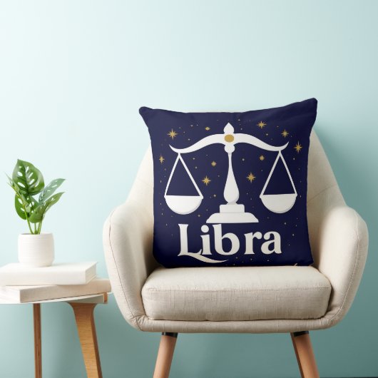 天秤座〔占星術の〕十二宮図の記号(星とはかりで測) クッション (椅子)