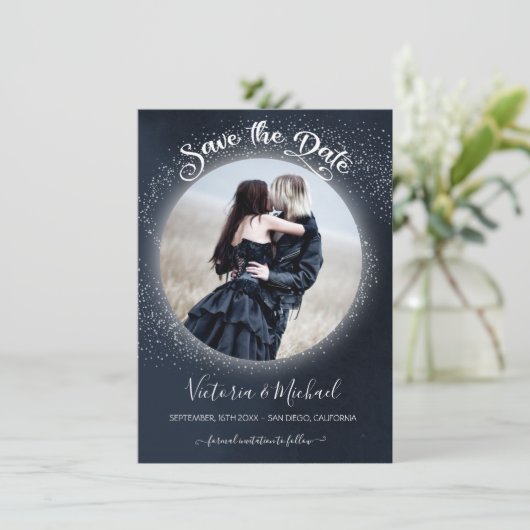 天空の満月と星の写真の保存日付 招待状 (スタンド正面)