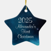 天空深いブルーアウタスペース初めてのクリスマス セラミックオーナメント (裏面)