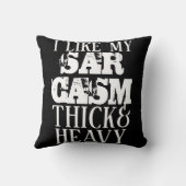 太く重い皮肉 クッション (裏面)