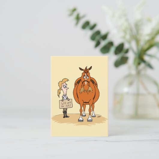 太っおもしろいた漫画の馬の女性が干し草の役に立つ 名刺 (スタンド正面)