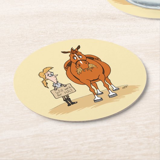 太っおもしろいた漫画の馬の女性は干し草のために働く ラウンドペーパーコースター (アングル)