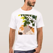 太った三毛猫の寝姿 Tシャツ (正面)