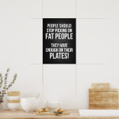 太った人はプレートが足りる ポスター (キッチン)