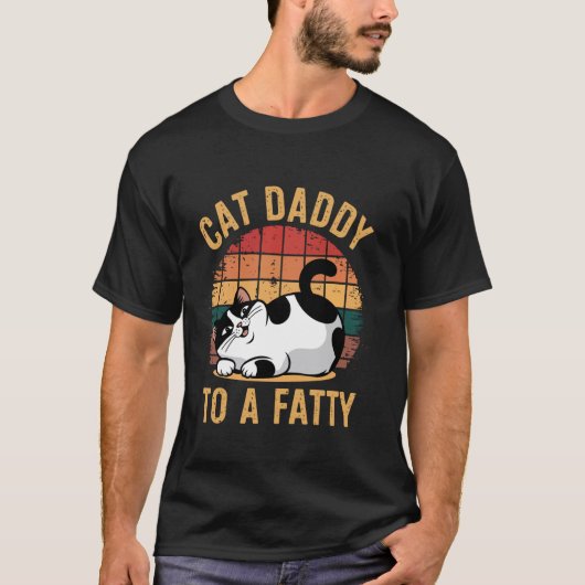太った子猫のパパ Tシャツ (正面)