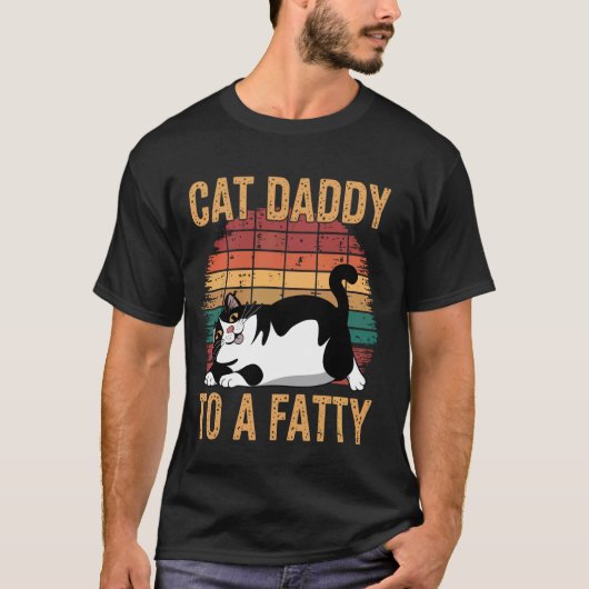 太った猫のパパの転がる太った猫 Tシャツ (正面)