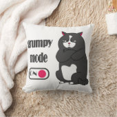 太った猫の不機嫌おもしろいモード クッション (ブランケット)