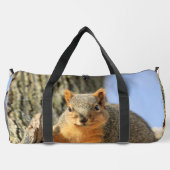 太ってない！冬の毛皮だ！ ダッフルバッグ (裏面)