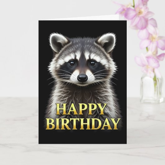 太字で映えるアライグマのクローズアップ 誕生日カード カード (蘭)