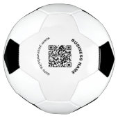 太字の円形テキストのビジネス名付きQRコード サッカーボール (回転)