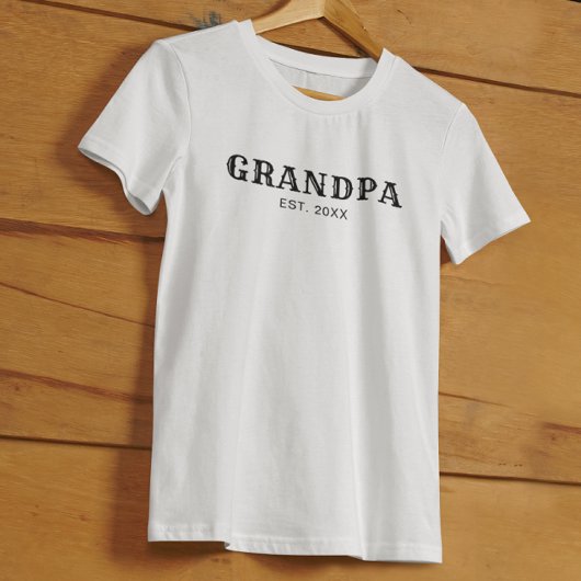 太字の黒いタイポグラフィでおじいちゃんを設立 Tシャツ