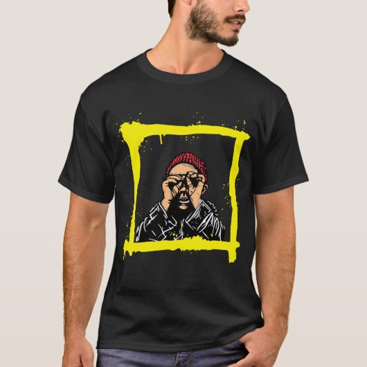 太字フレームの都会的なストリートアート Tシャツ (正面)