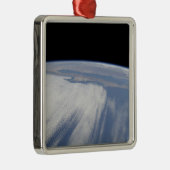 太平洋に覆われた重い雲海 メタルオーナメント (右)