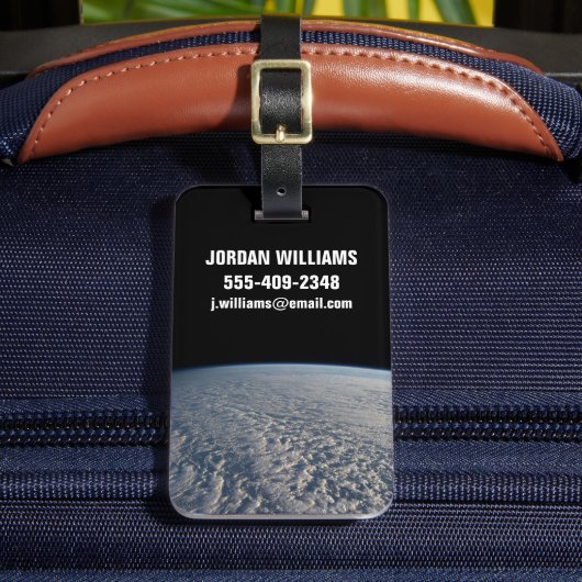 太平洋の上に層塔雲が立つ海。 ラゲッジタグ (正面インサイチュ2)