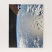 太平洋沖の夕暮れ周辺の雲 ジグソーパズル (縦)