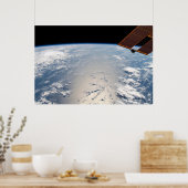 太平洋沖の夕暮れ周辺の雲 ポスター (キッチン)