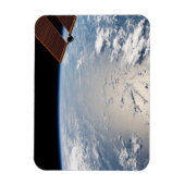 太平洋沖の夕暮れ周辺の雲 マグネット (縦)