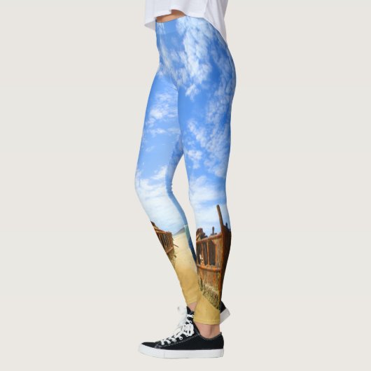 太平洋難破船 レギンス (左)