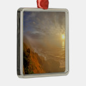 太陽がヘケタから太平洋海を乗り越える メタルオーナメント (右)