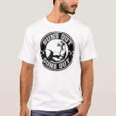 太陽が我々の銃を外に Tシャツ (正面)