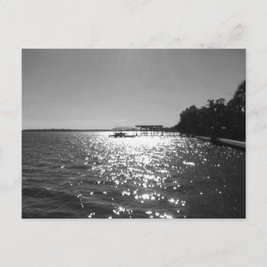 太陽が水の上に ポストカード (正面)