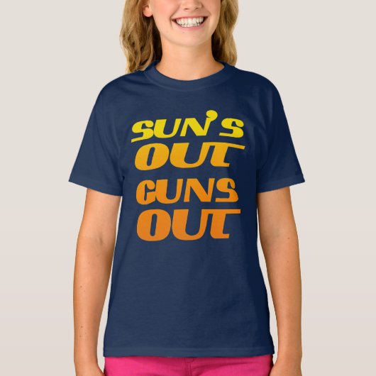 太陽が輝く日はトレーニング日 フィットネスとジム Tシャツ (正面)