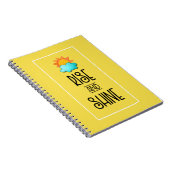 太陽と雲とのライズとシャインタイポグラフィ ノートブック (右側)