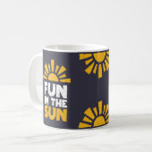 太陽におもしろいを示す標識 コーヒーマグカップ (正面左)