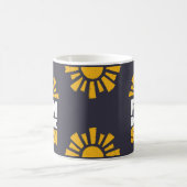 太陽におもしろいを示す標識 コーヒーマグカップ (中央)