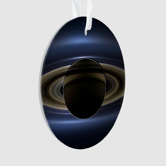 太陽によってバックライト付きの土星システムのモザイク。 オーナメント (正面)