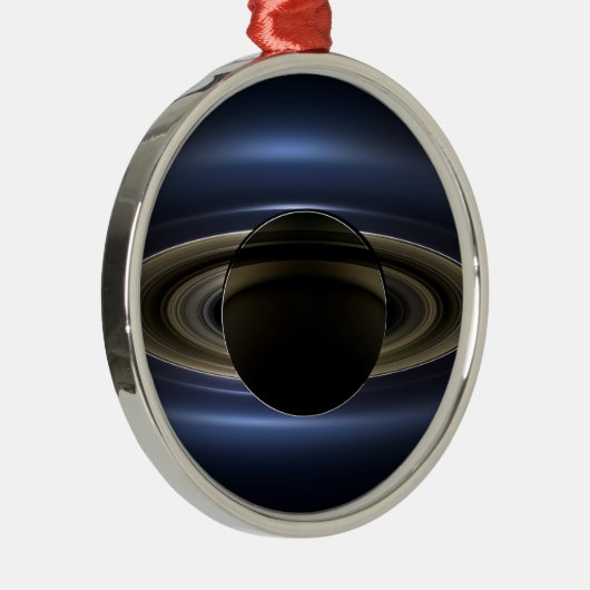 太陽によってバックライト付きの土星システムのモザイク。 メタルオーナメント (右)