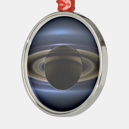 太陽によってバックライト付きの土星システムのモザイク。 メタルオーナメント (左)